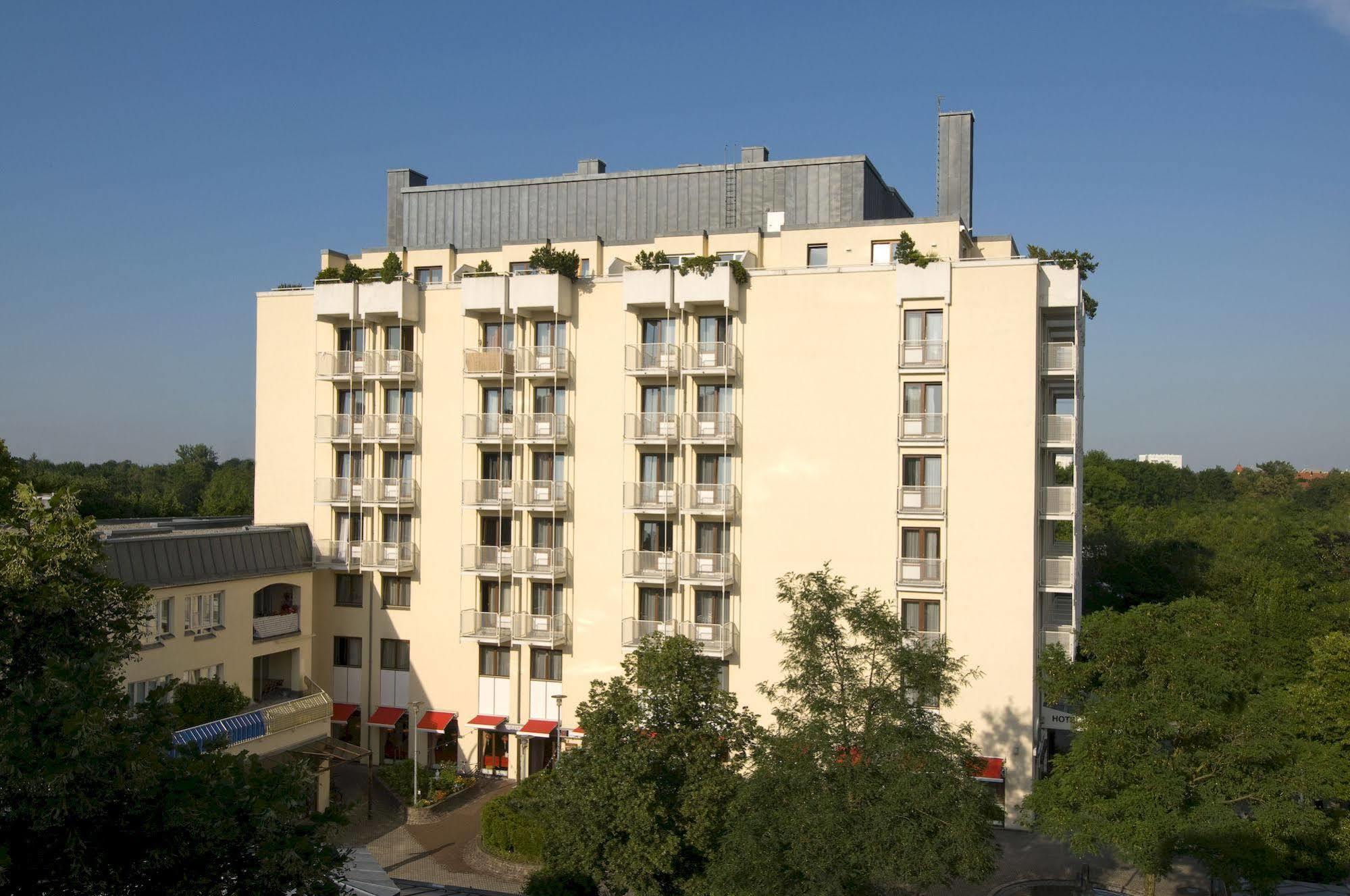 Gaestehaus Forum Am Westkreuz Apartahotel Múnich